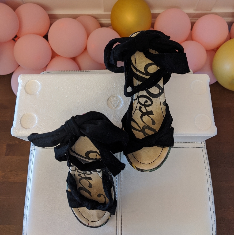 Roxy sandal